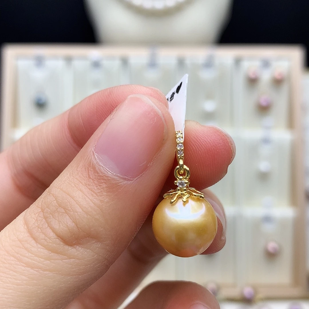 淡水珍珠颈饰合金