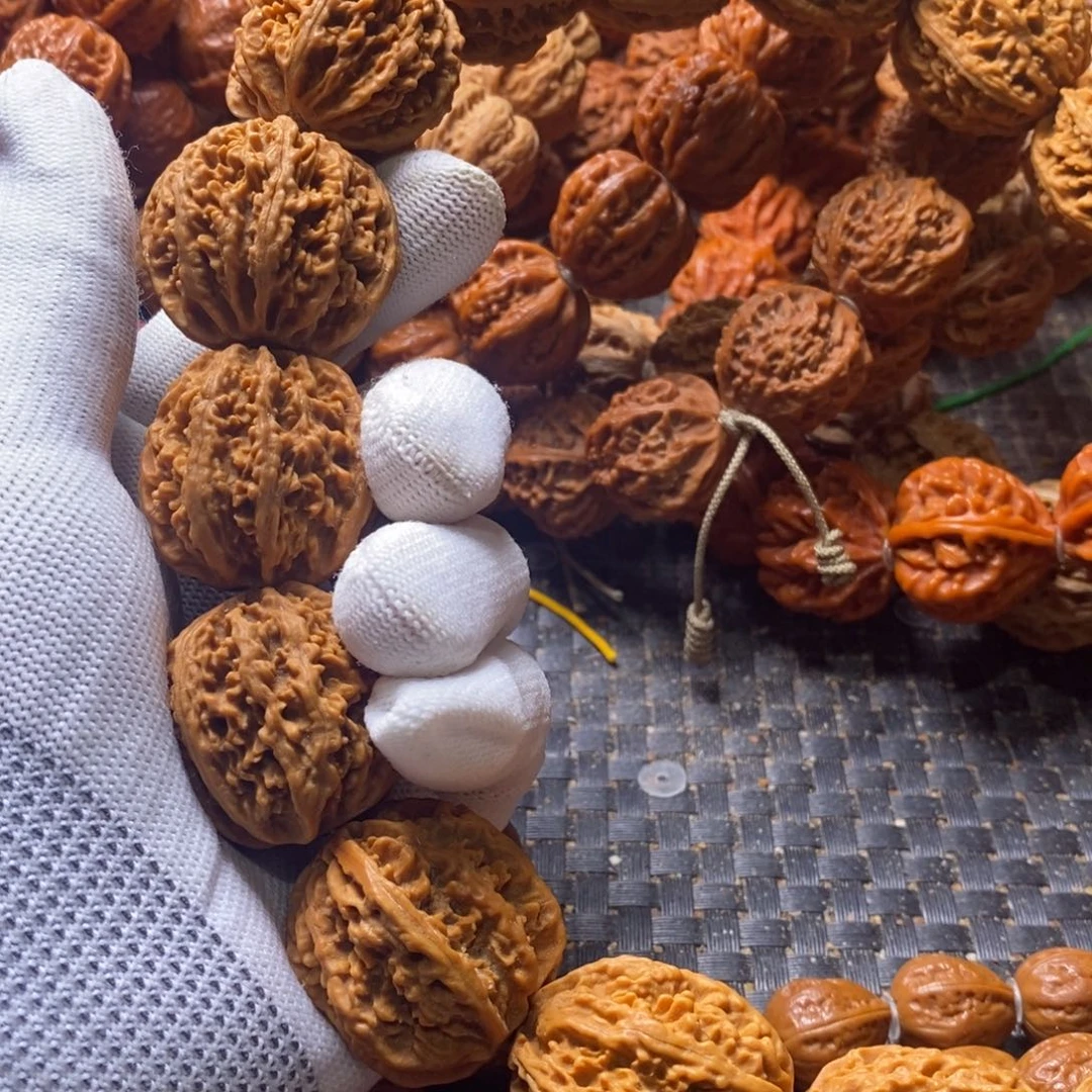 森***者吊坠文玩核桃手持