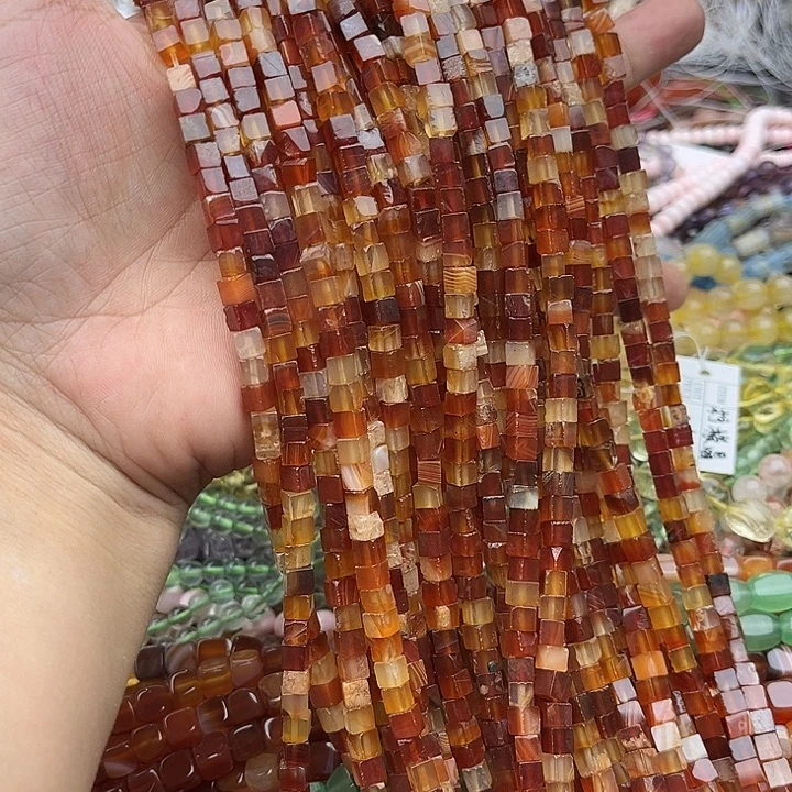 玛瑙/玉髓未镶嵌珠宝半成品一条4.5mm左右玛瑙方糖