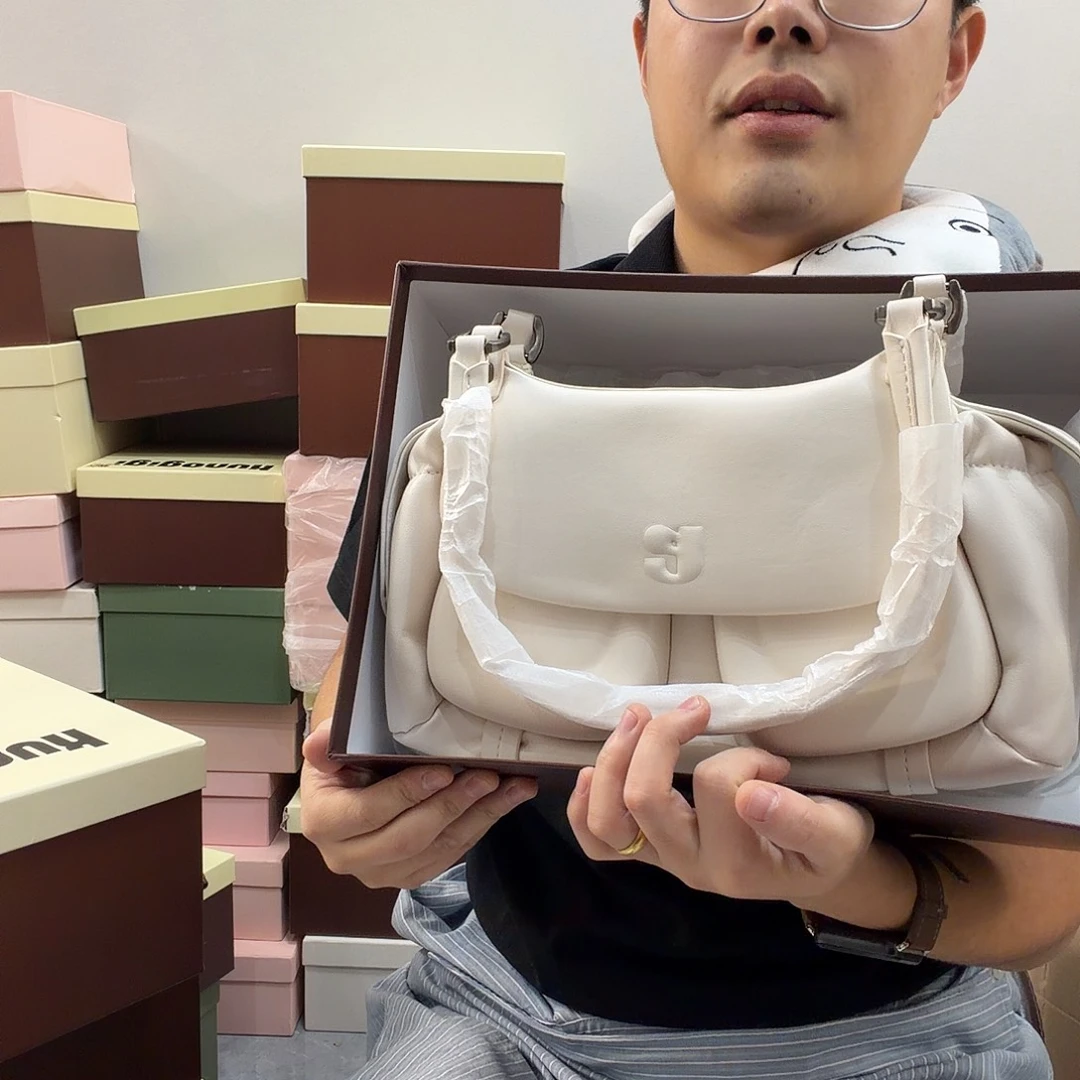 绵羊皮（革）牛剖层皮革羊皮（革）