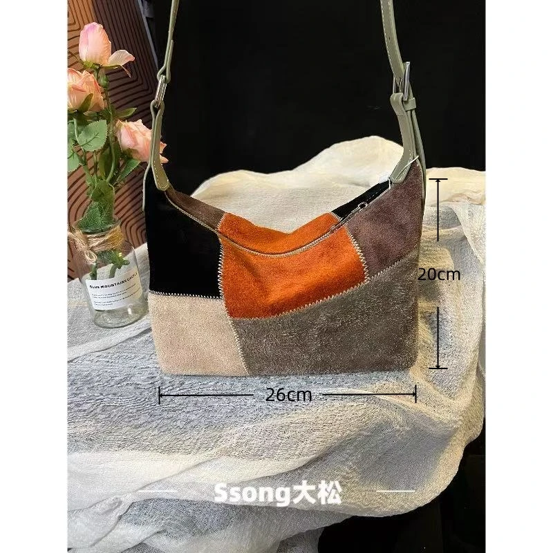 【Ssong】翻毛皮撞色拼接补丁单肩斜挎包