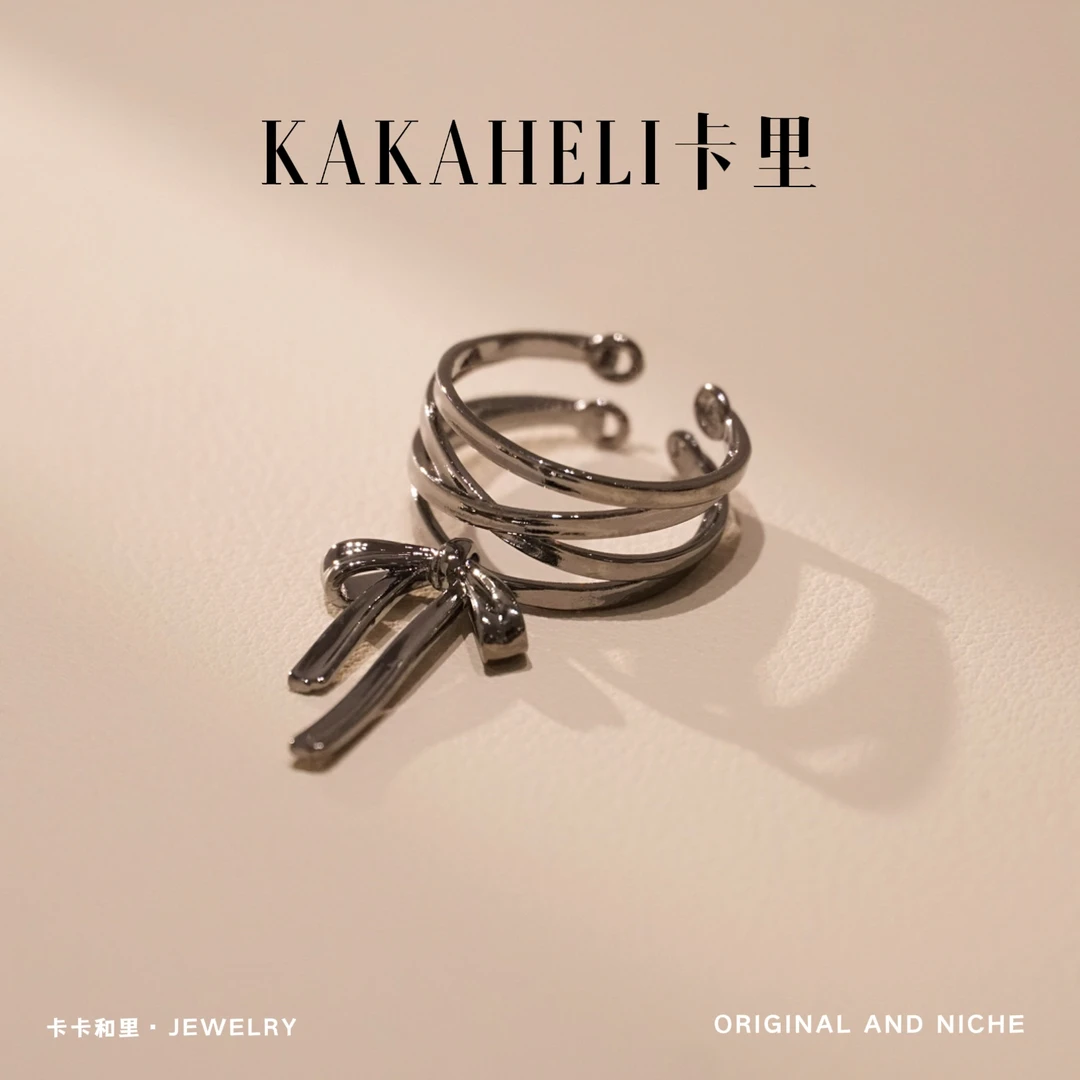 铜合金合成锆石耳饰 哭泣小人失败的一天耳夹【单只】 A550