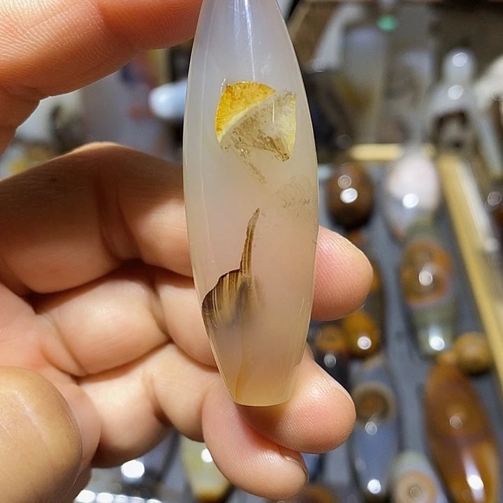 玛瑙/玉髓颈饰未镶嵌