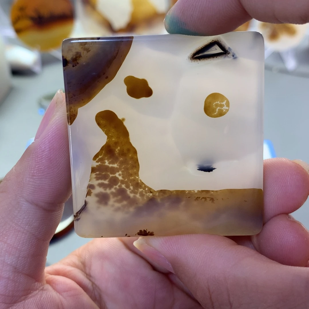 玛瑙/玉髓颈饰未镶嵌