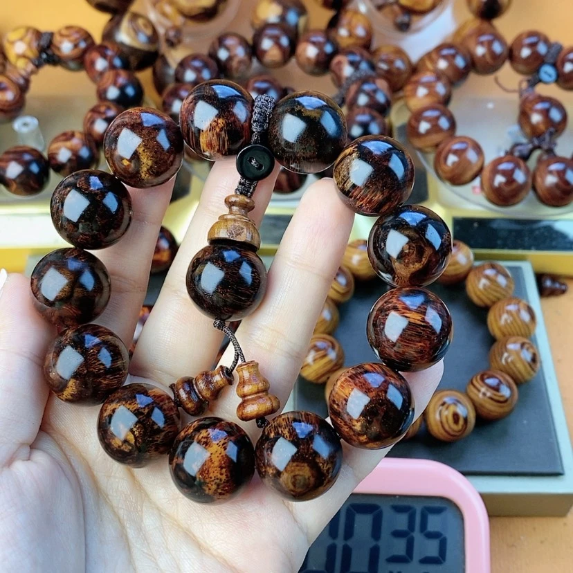 【闪购商品】黄花梨/降香黄檀今****哥