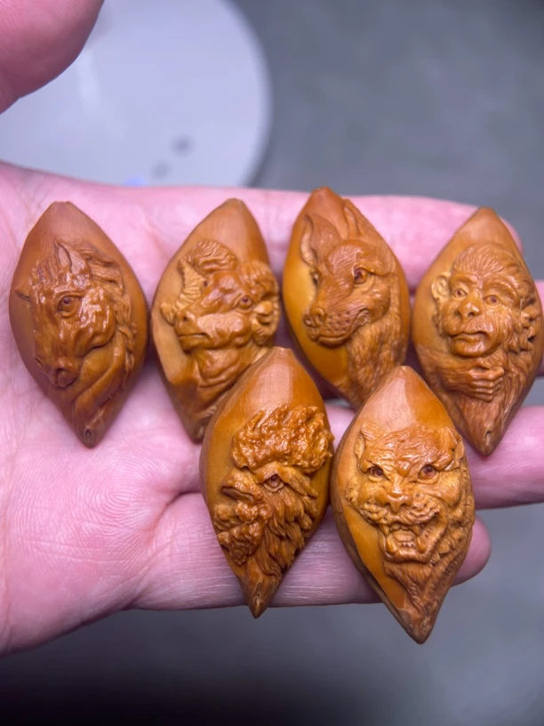 生肖福利定制 十二级粉专拍