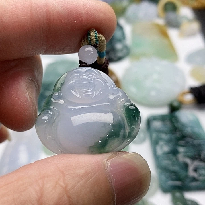 颈饰未镶嵌翡翠佛公