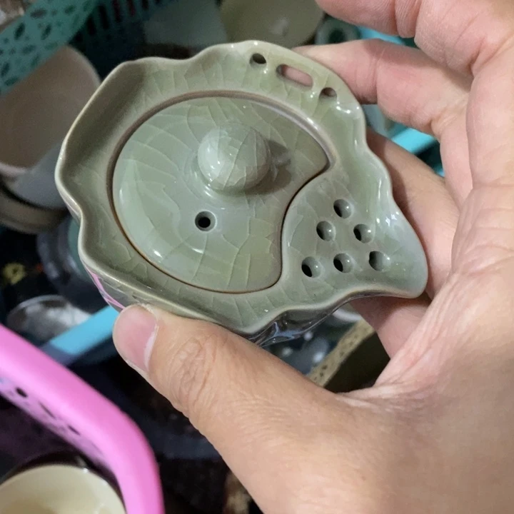 陶瓷艺术品及陶瓷壶