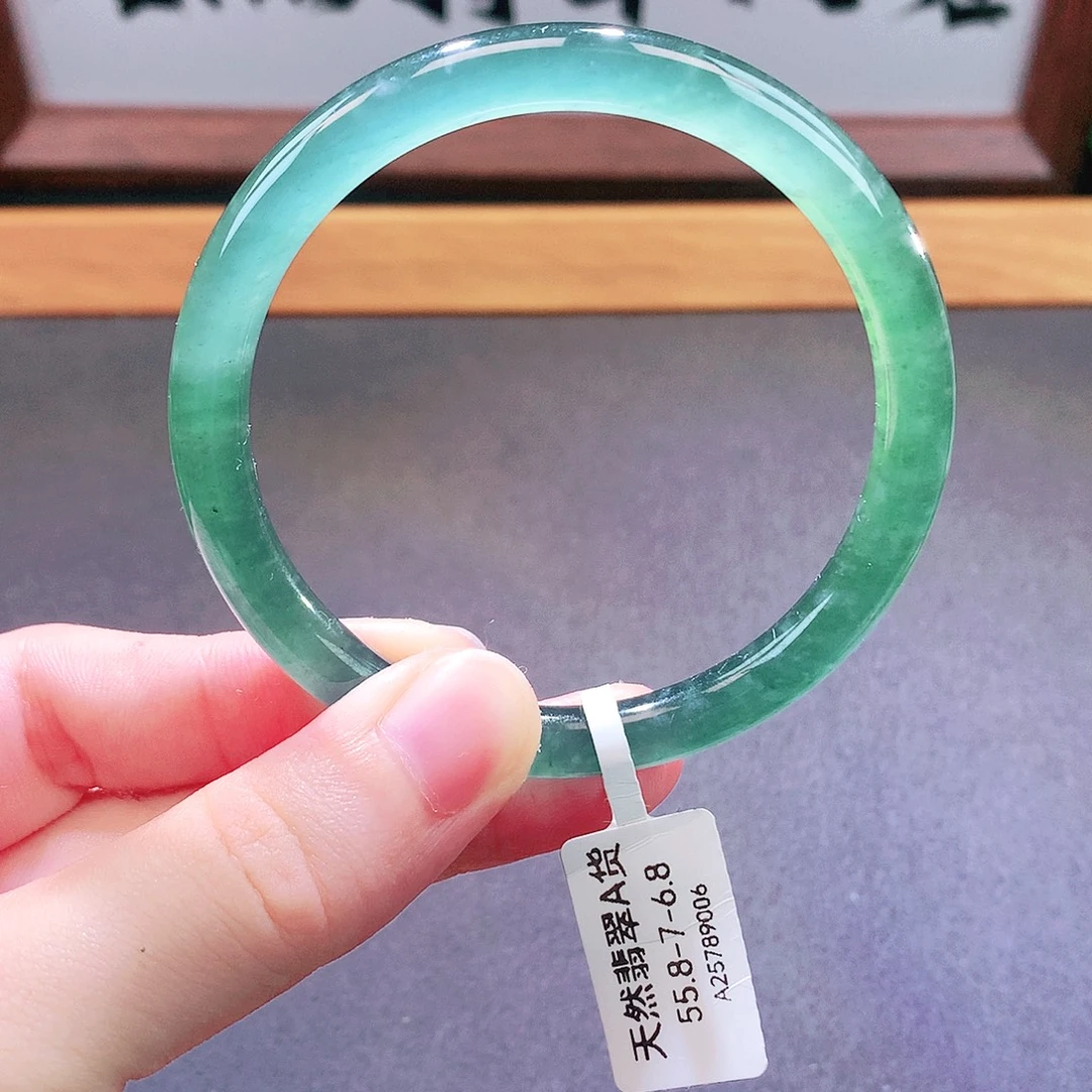 翡翠未镶嵌手镯天然翡翠