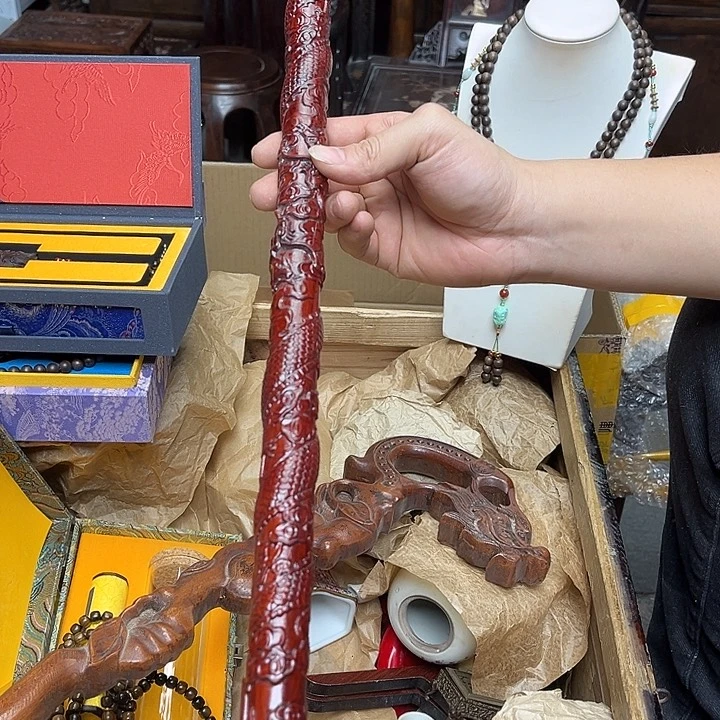 大叶紫檀（黑酸枝木类）