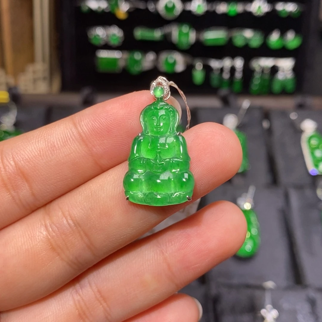 颈饰18K金镶嵌翡翠天然翡翠