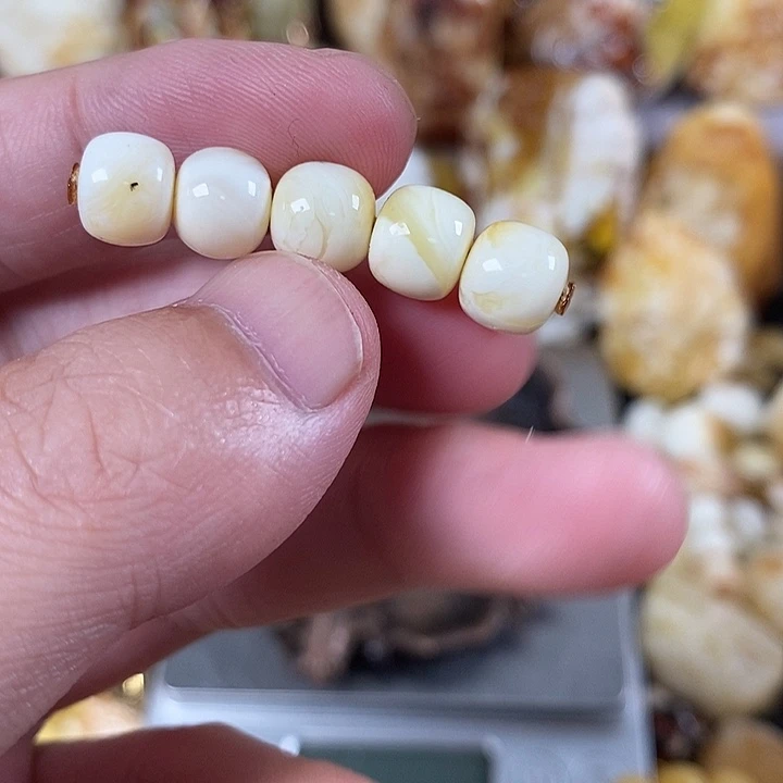 裸石琥珀未镶嵌我
