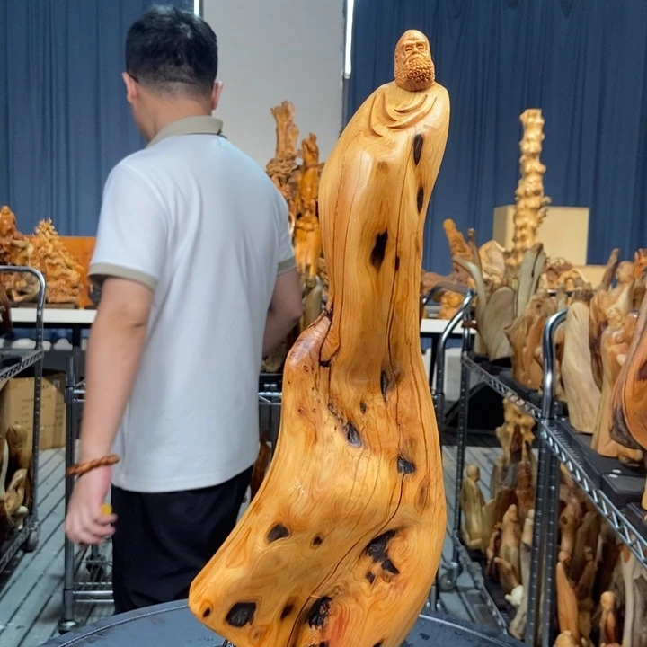 柏木（崖柏）随型摆件