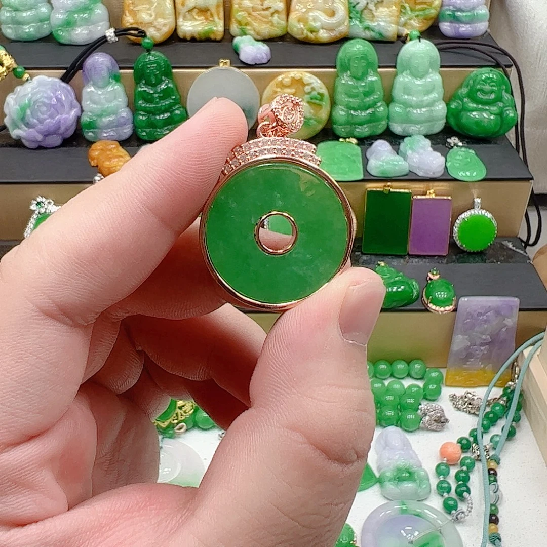 翡翠银S925镶嵌吊坠(赠链)