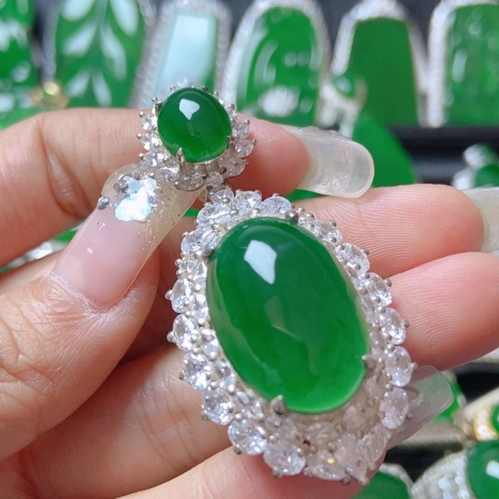 翡翠颈饰银S925镶嵌