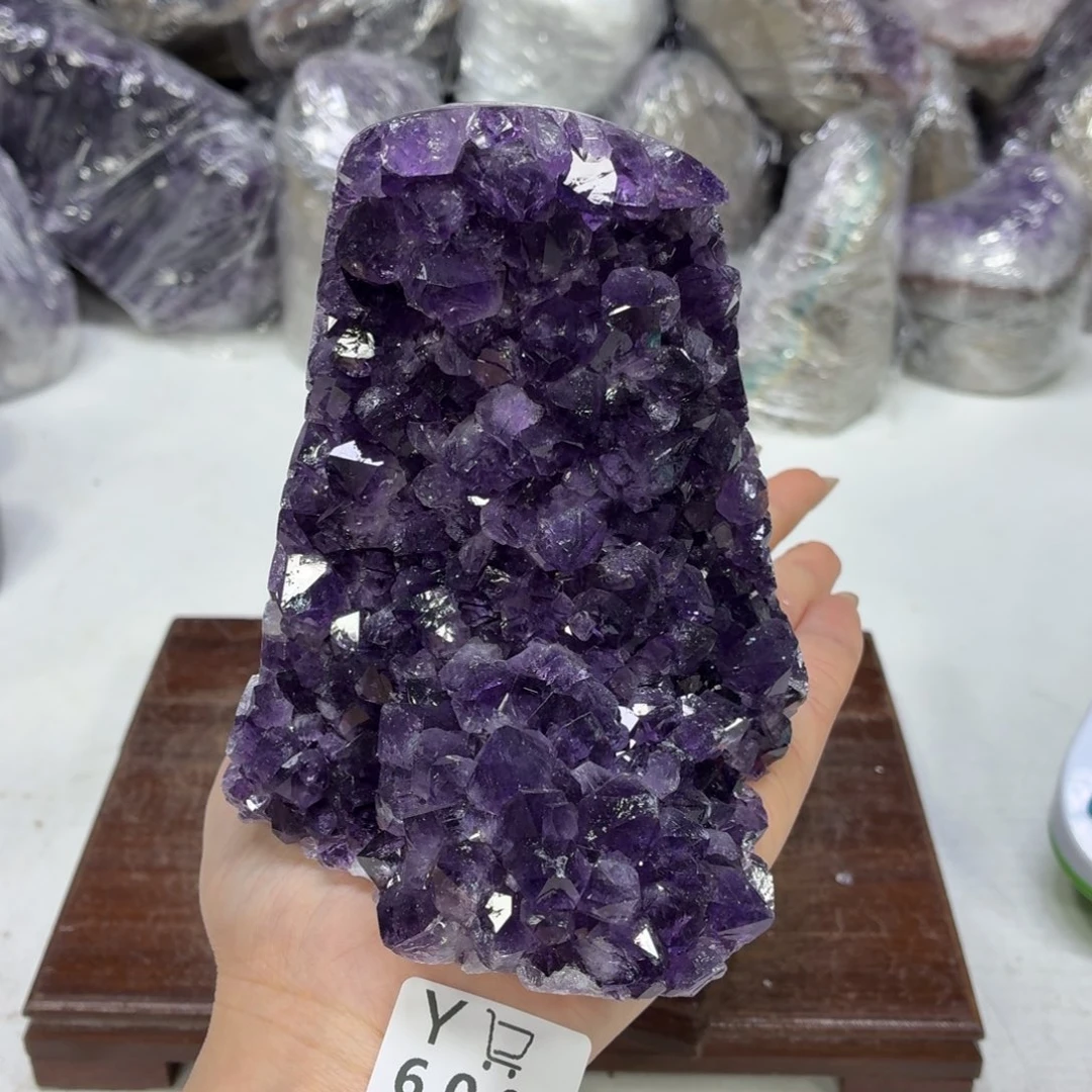 未镶嵌紫晶眼镜水晶