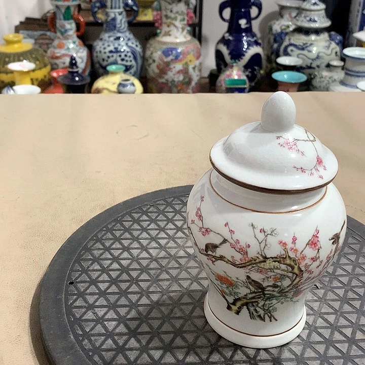 摆件博古架陶瓷摆件