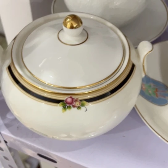 琴***子金葡萄瓷器欢迎您