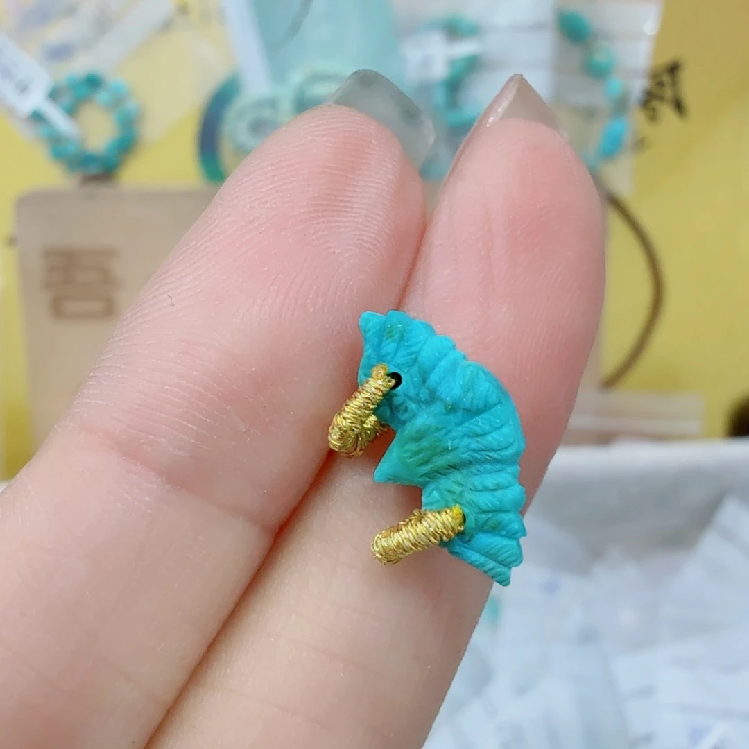 未镶嵌绿松石珠宝奇石