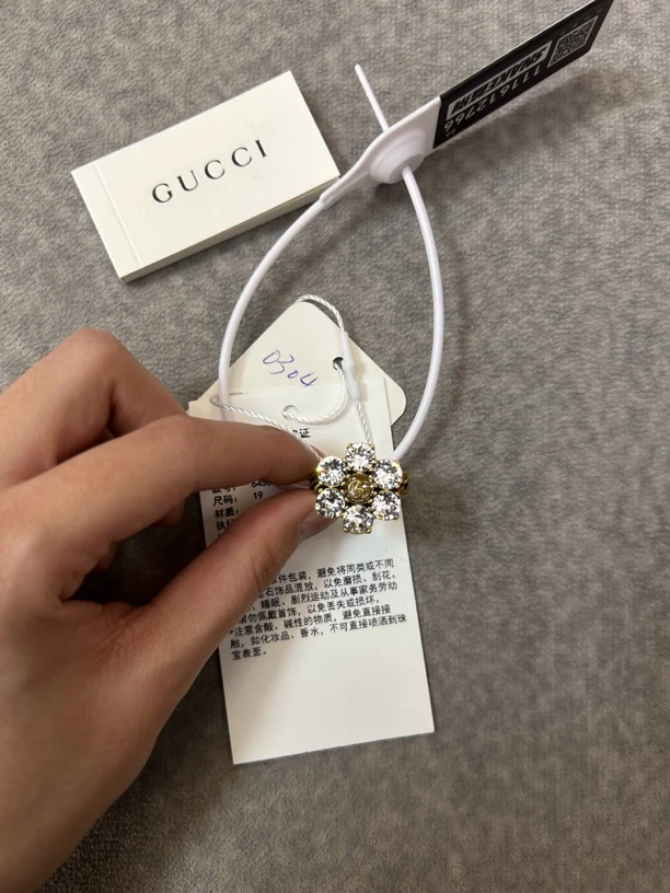 99新 GUCCI/古驰 满钻配饰 大圈口