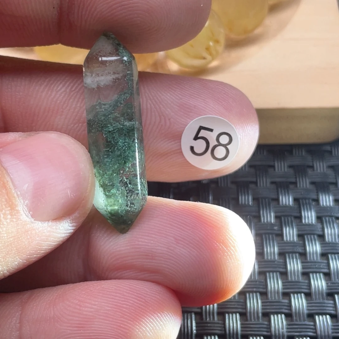 【闪购商品】未镶嵌颈饰水晶Z*y