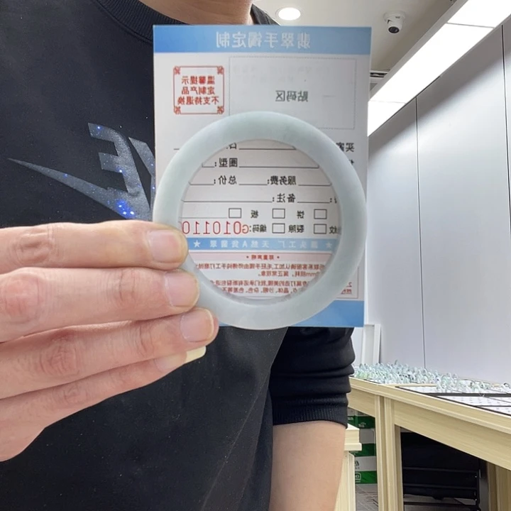 定制翡翠未镶嵌A货翡翠手镯