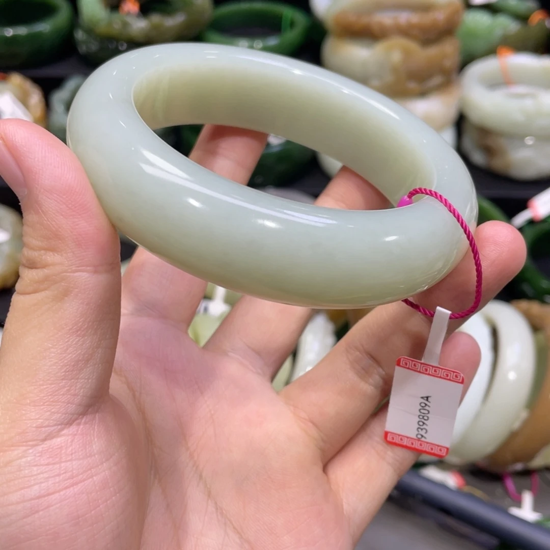 未镶嵌手镯和田玉37