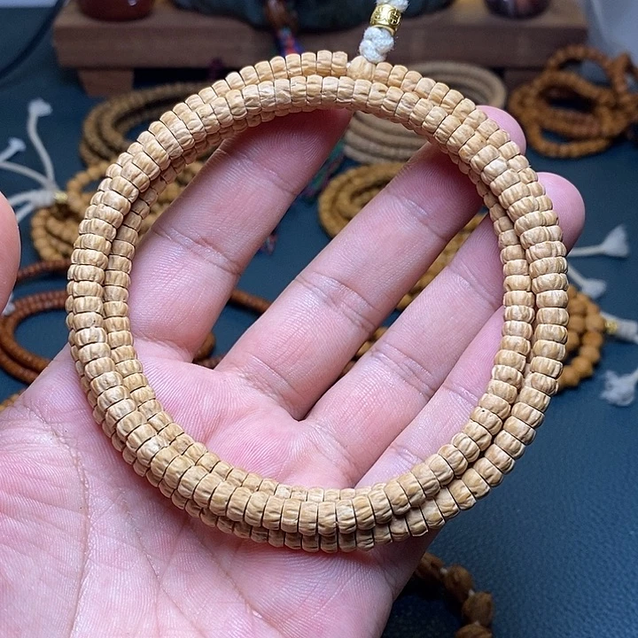柏香籽/百香籽吊坠招***哥