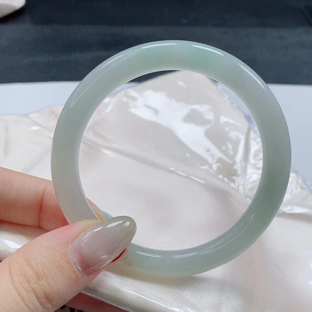 【闪购商品】未镶嵌手镯（圆镯）翡翠442号