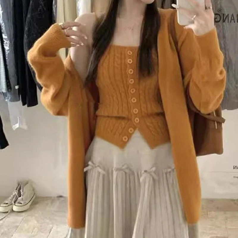 秋季韩系慵懒风麻花针织两件套装背心宽松简约纯色开衫外套女