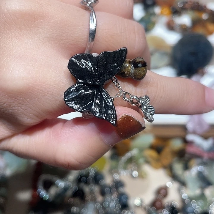 蛇纹石玉合金颈饰