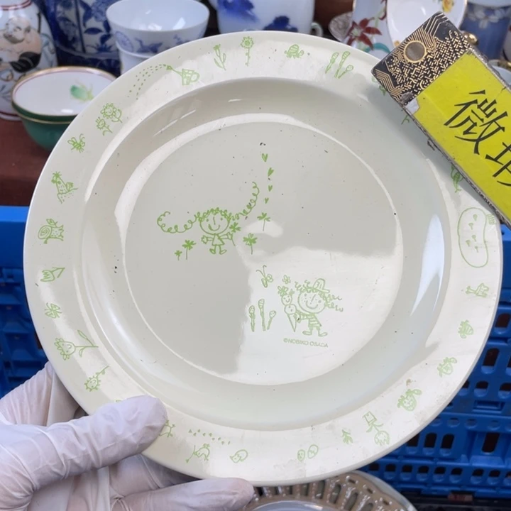 他家瓷器真美…开播的