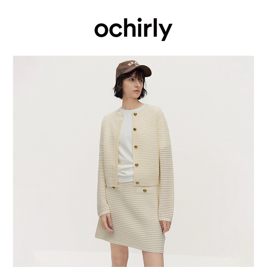 ochirly 澳大利亚美丽诺绵羊毛针织外套雅丹风