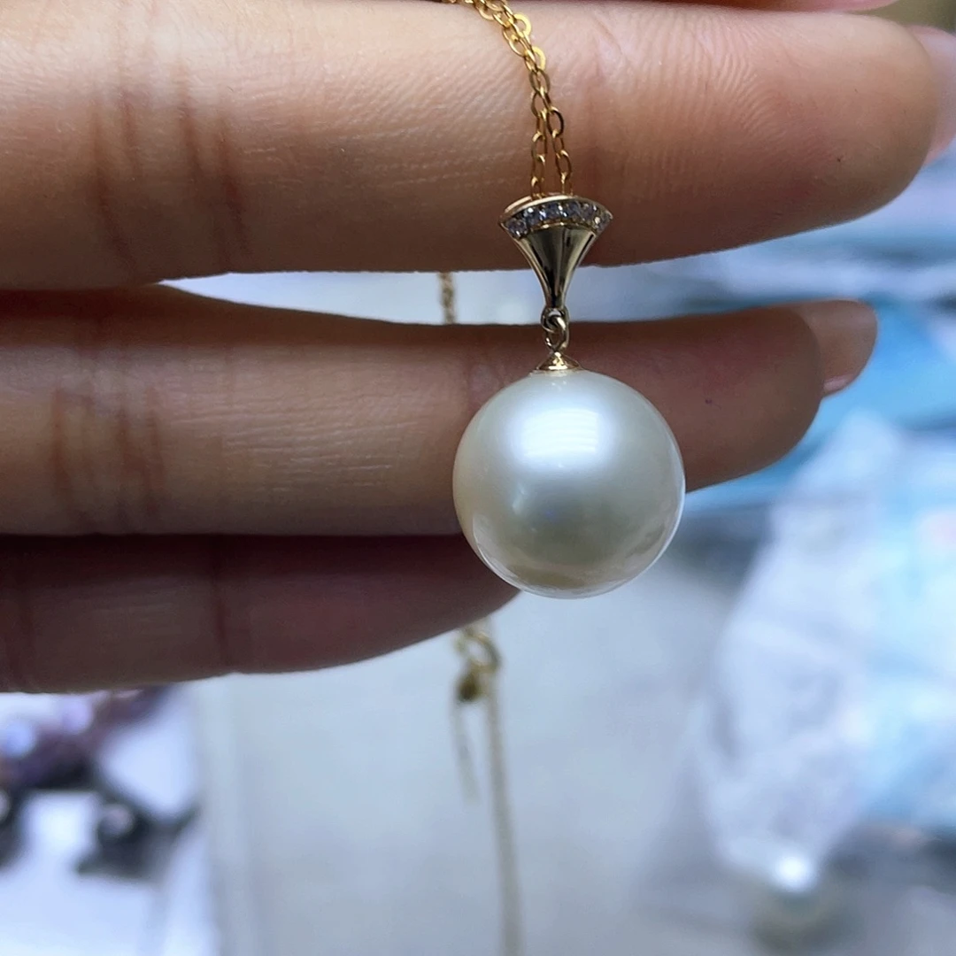 海水珍珠颈饰18K金镶嵌