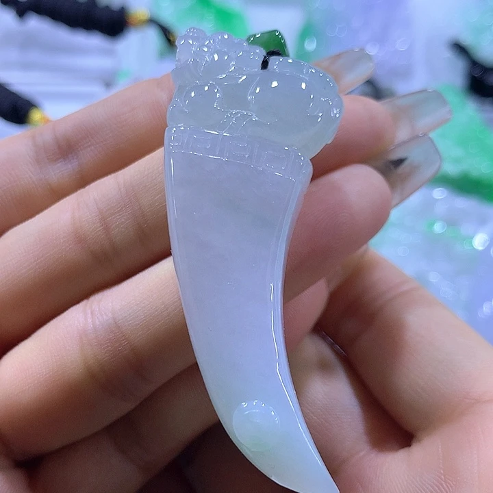 颈饰未镶嵌翡翠天然翡翠A货吊坠