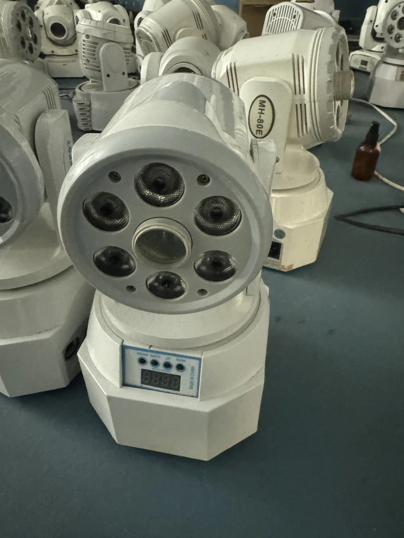 9新  LED spot 图案染色灯一台