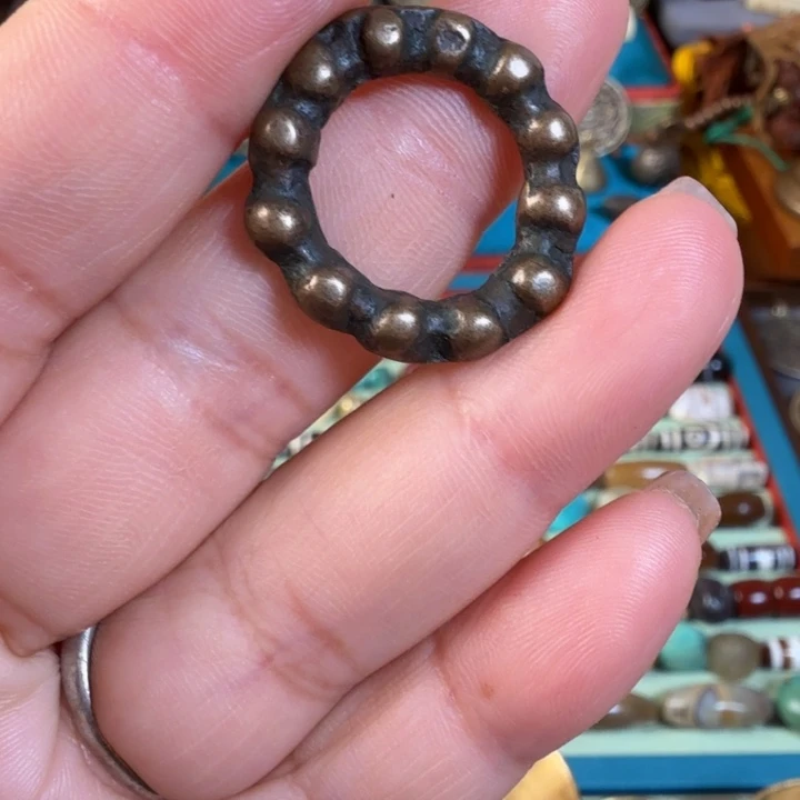 金属材质配件一个