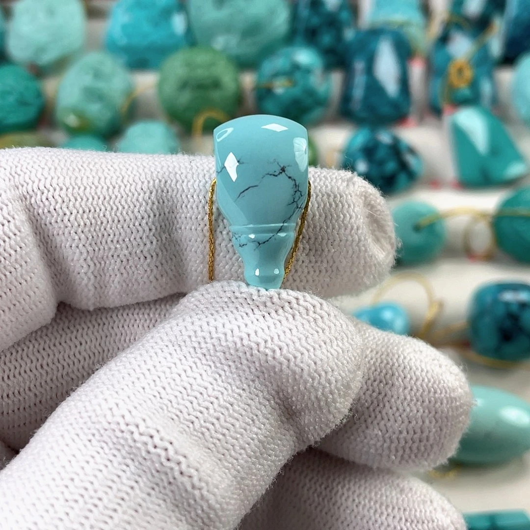 绿松石未镶嵌挂件对孔11.2