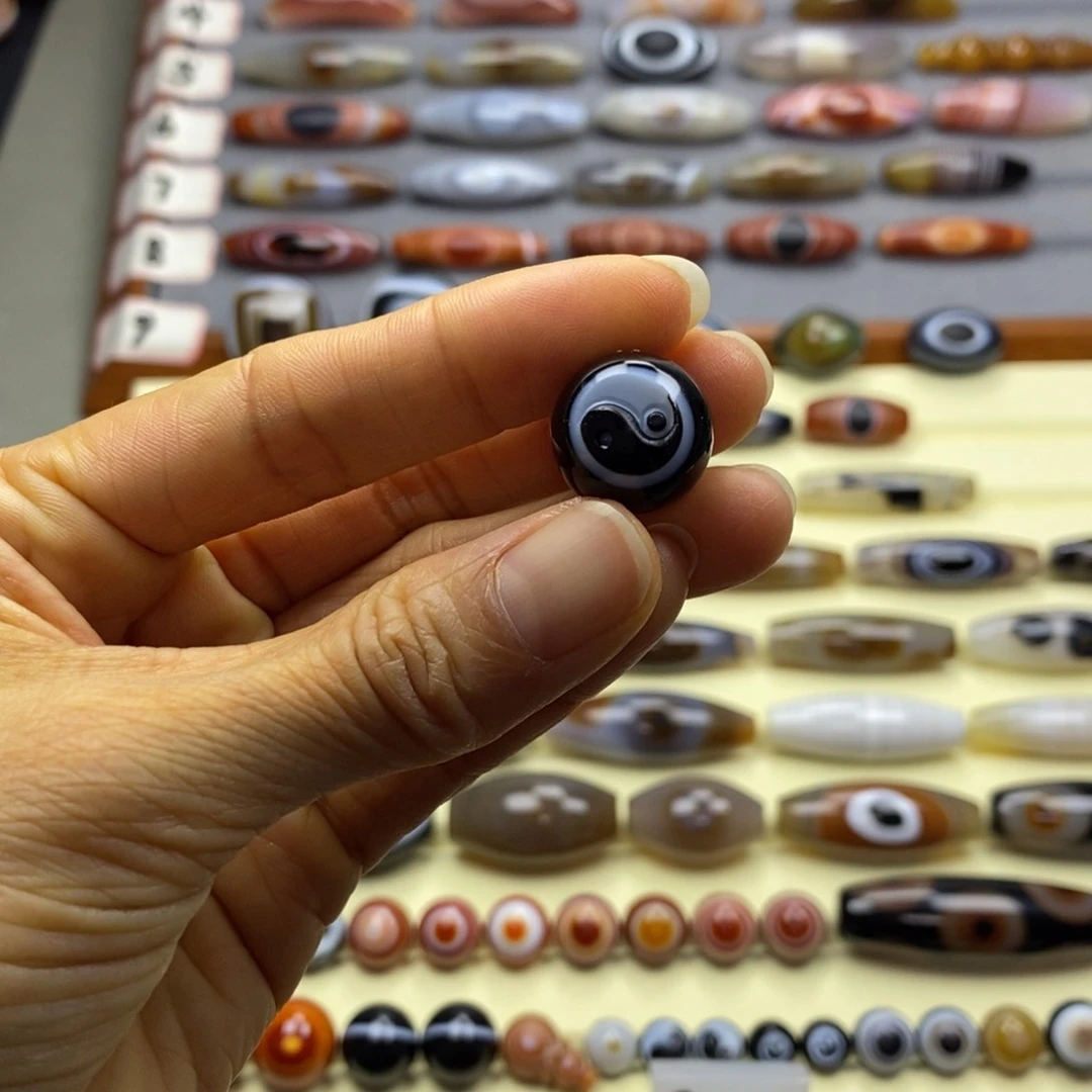 玛瑙/玉髓未镶嵌珠宝半成品