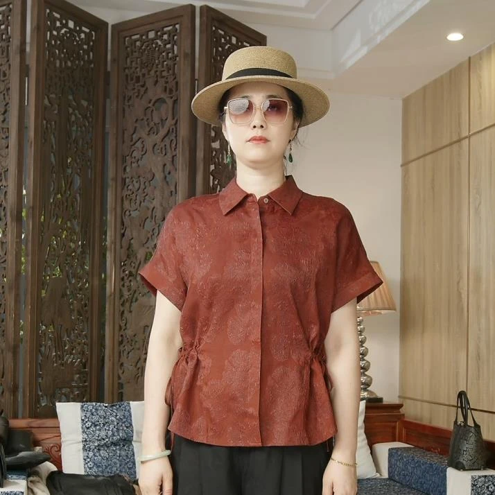 品叔&精工· 桑蚕丝冠乐绉提花红云纱设计修身短袖短外套