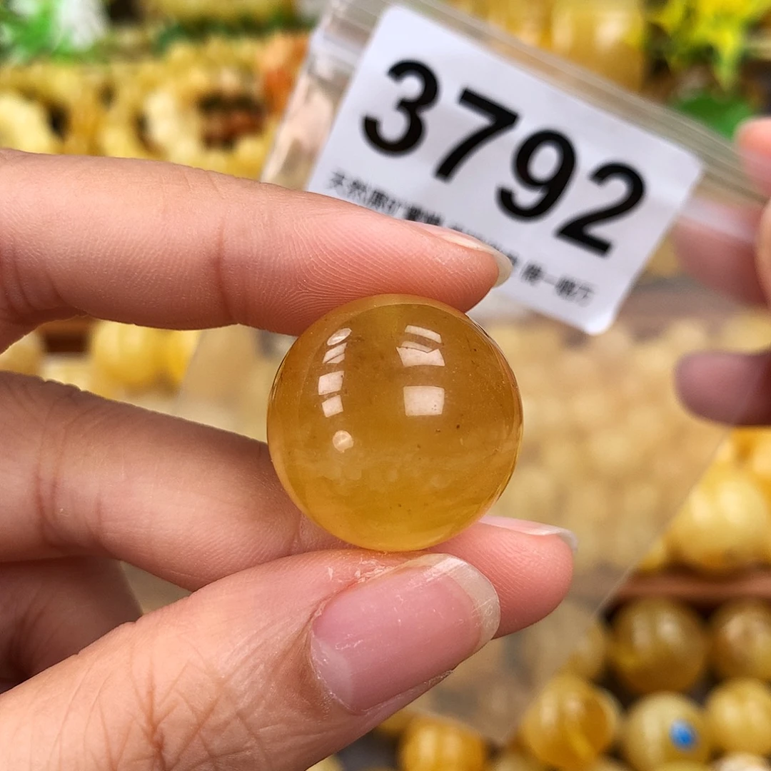 未镶嵌琥珀珠宝奇石22.7