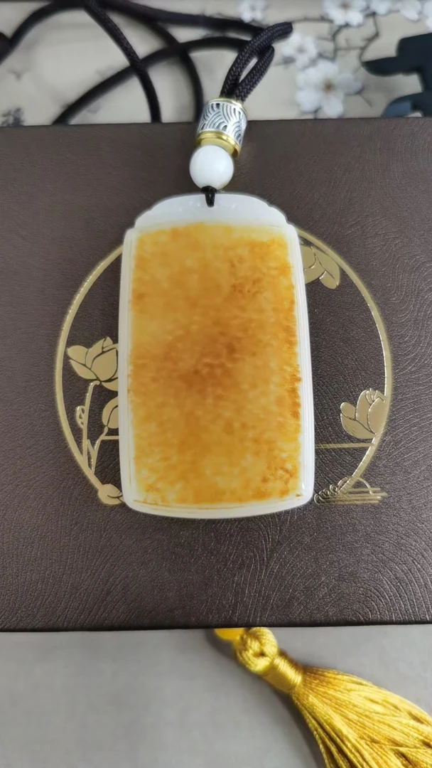 旷世美玉精品47吊坠
