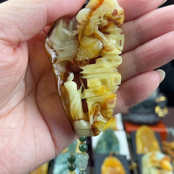 未镶嵌蛇纹石玉颈饰