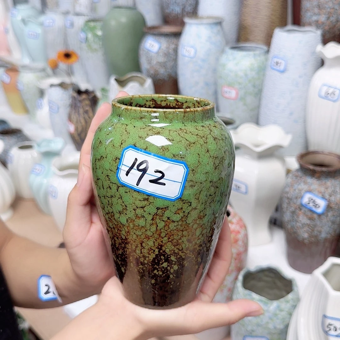 192号陶瓷高16厘米一个