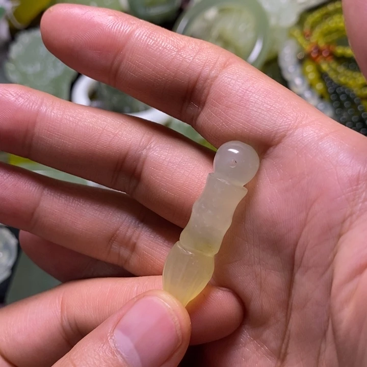 岫玉未镶嵌岫玉颈饰