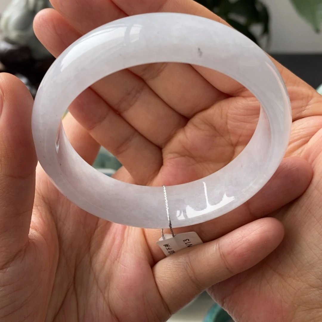 翡翠手镯未镶嵌天然