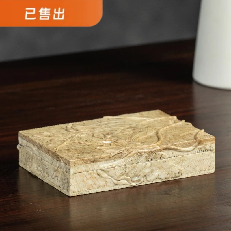 【已售勿询仅供欣赏】民国 青田石雕蜻蜓荷花纹方形盖盒 古董收藏品