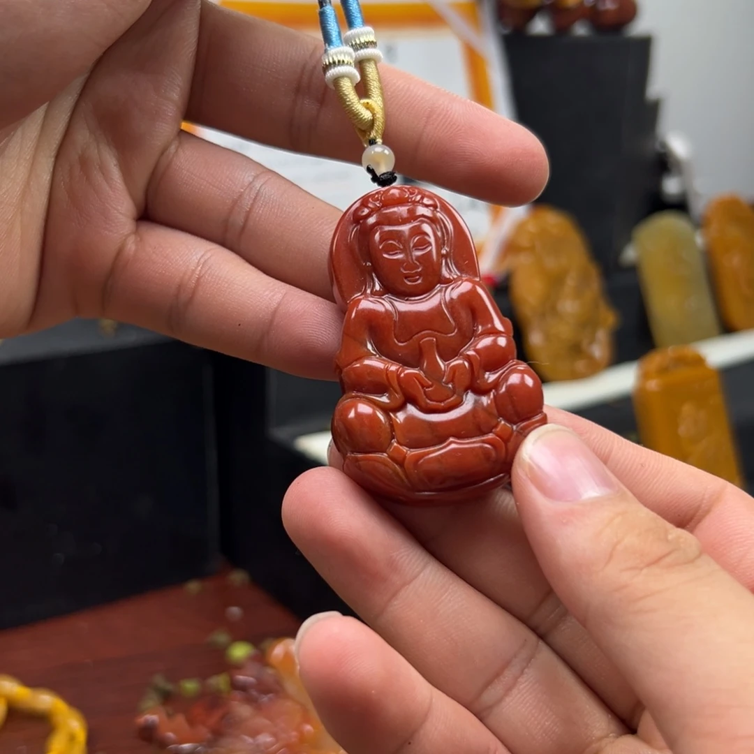 未镶嵌石英质玉（黄龙玉）黄龙玉