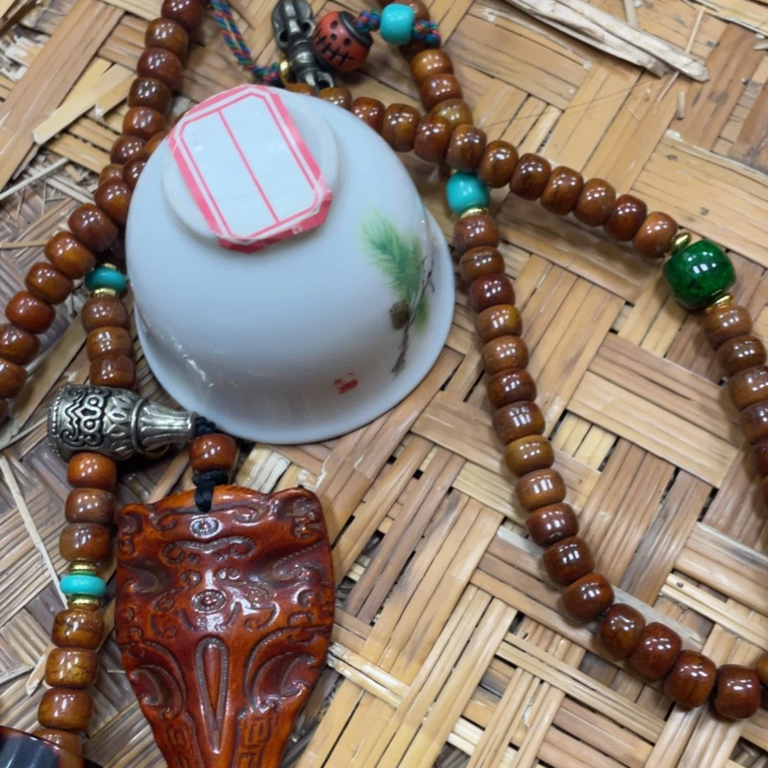 瓷片哈哈哈哈哈啊哈哈哈