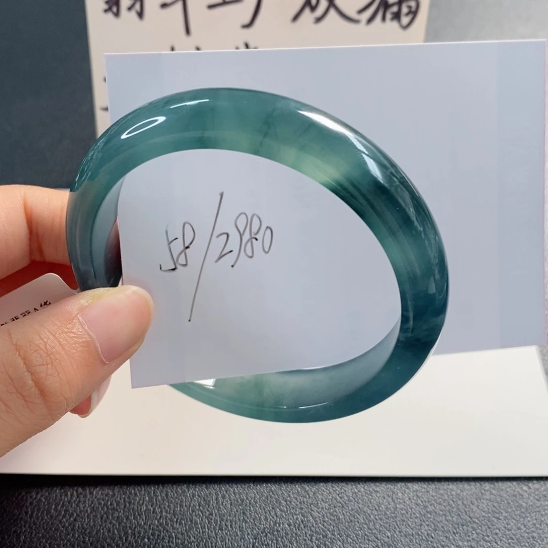 未镶嵌手镯翡翠天然翡翠
